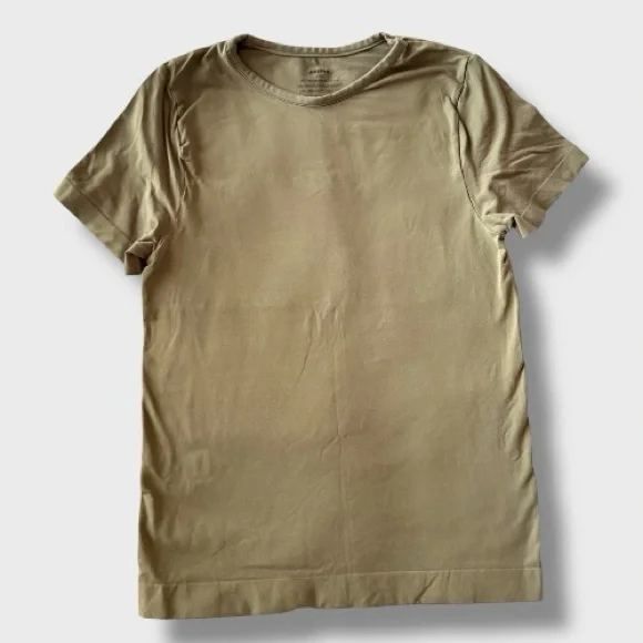 SKIMS Soft Smoothing T-shirt Army Green - M - Picture 2 of 4